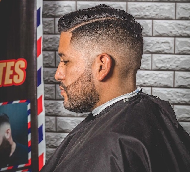 On-Demand Mobile Haircuts and Grooming Services for Men On-Demand Mobile Haircuts and Grooming Services for Men